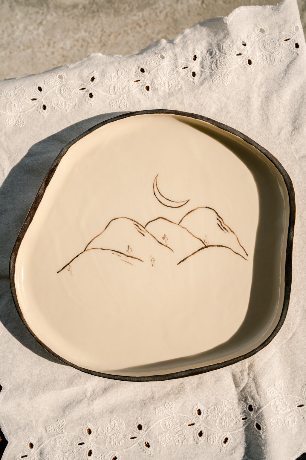 Desert Landscape Dish